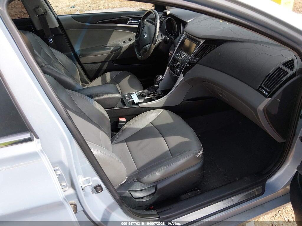 5NPEC4AC5BH285426 2011 HYUNDAI SONATA photo no. 5