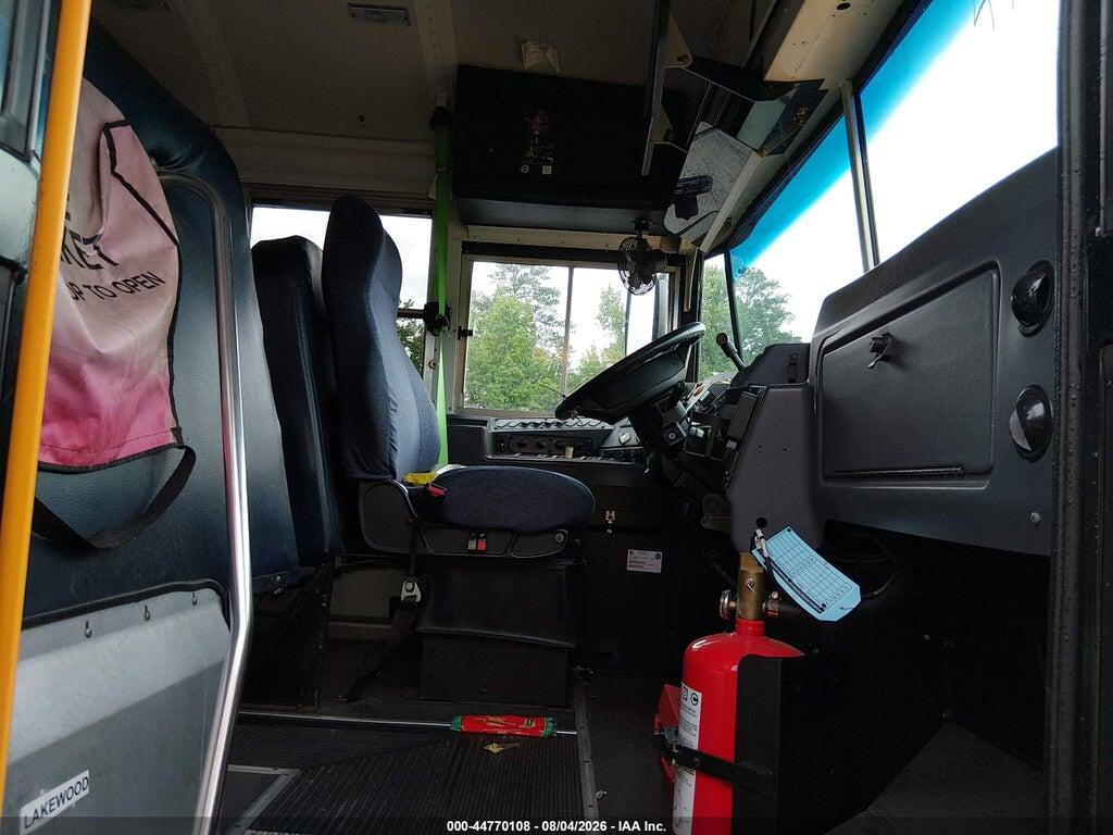 1BAKCCPAXFF307305 2015 BLUE BIRD SCHOOL BUS / TRANSIT BUS photo no. 5