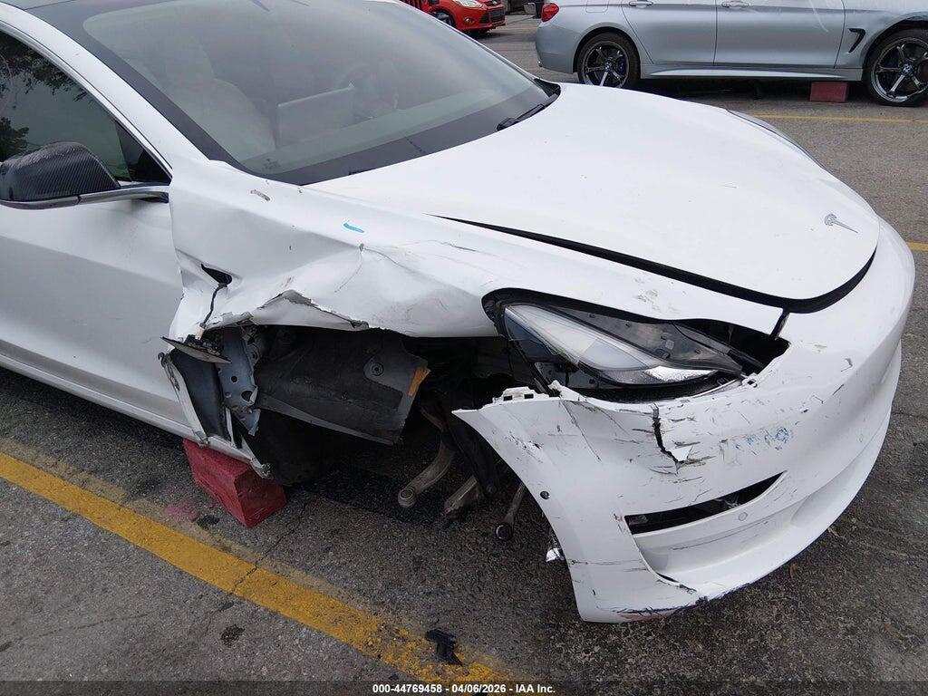 5YJ3E1EB9JF135530 2018 TESLA MODEL 3 photo no. 6