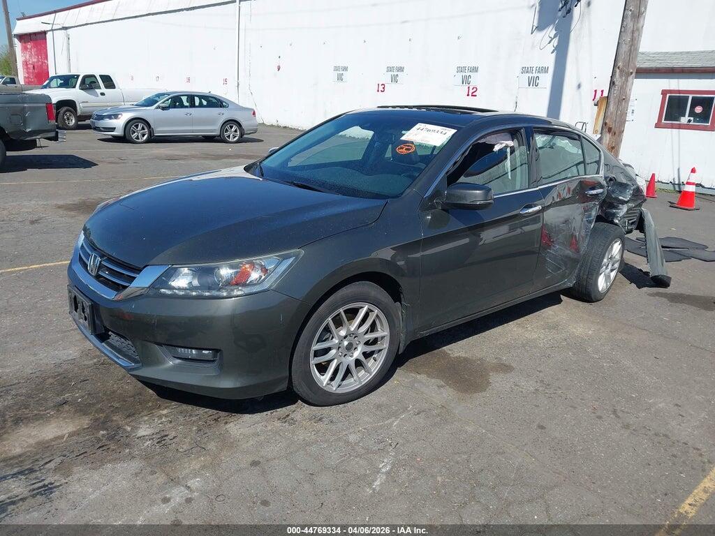 1HGCR3F82FA001401 2015 HONDA ACCORD photo no. 2