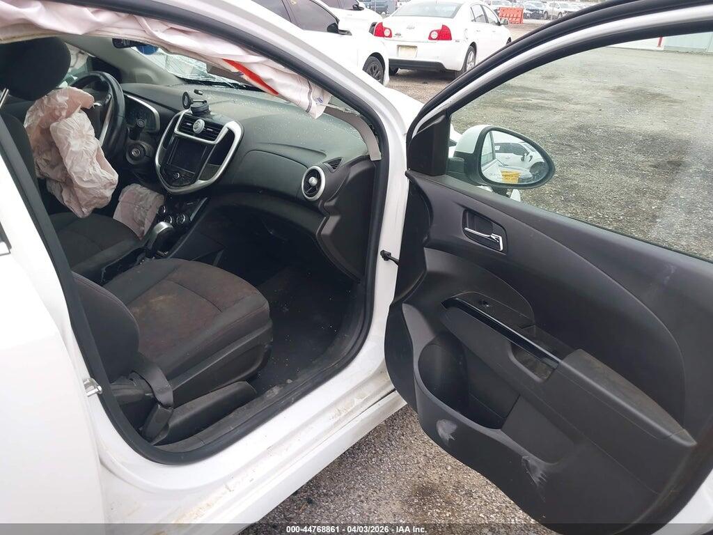 1G1JD5SB9L4101418 2020 CHEVROLET SONIC photo no. 5