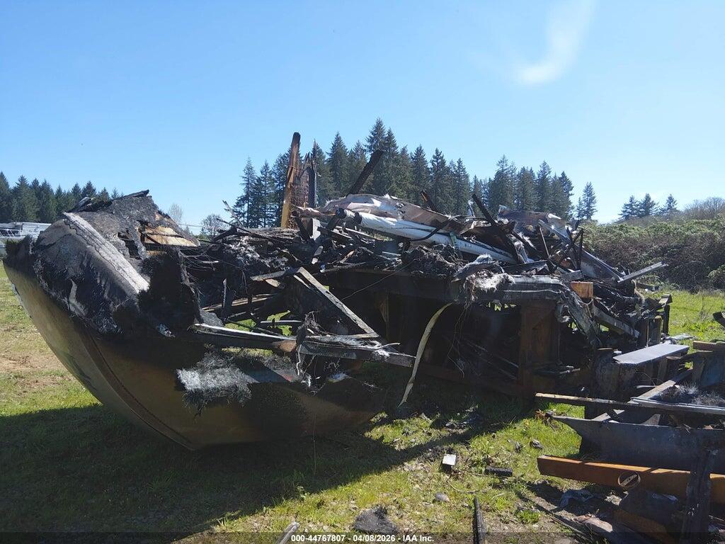 4X4FSBN29NV009990 2022 FOREST RIVER OTHER photo no. 6