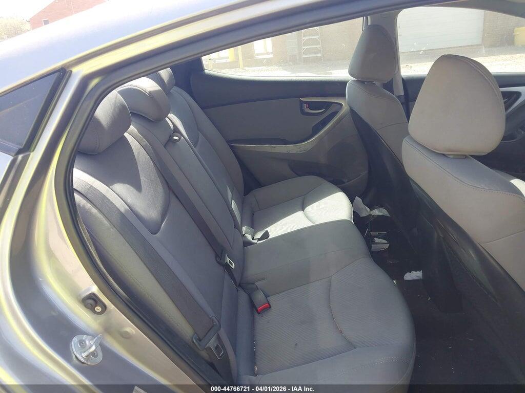KMHDH4AE4CU318577 2012 HYUNDAI ELANTRA photo no. 8