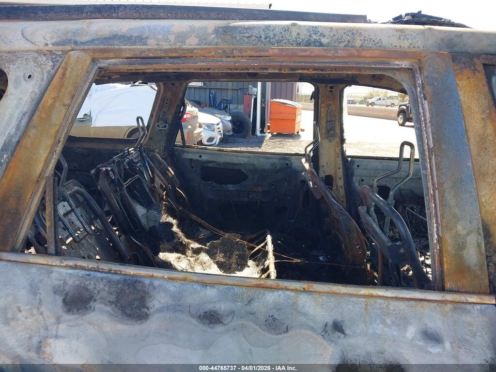 5N1DR2MN7KC582748 2019 NISSAN PATHFINDER photo no. 8