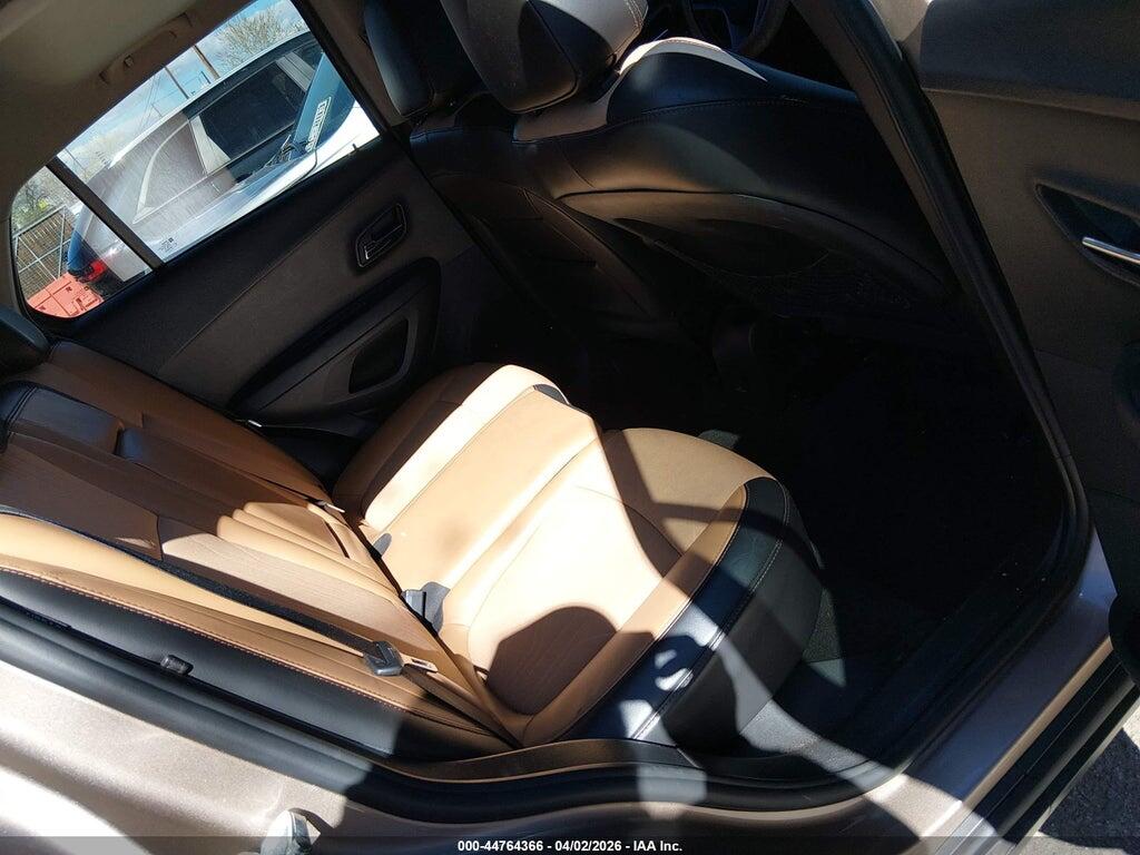 3GNCJPSB5JL268605 2018 CHEVROLET TRAX photo no. 8