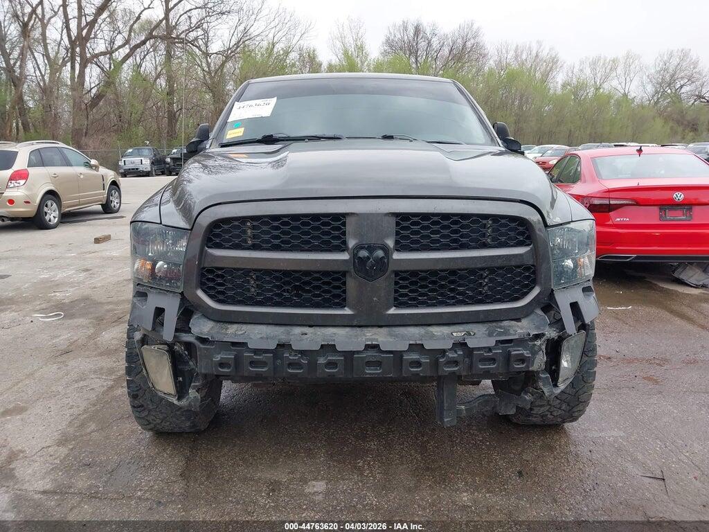 1C6RR7FTXKS553549 2019 RAM 1500 CLASSIC photo no. 12