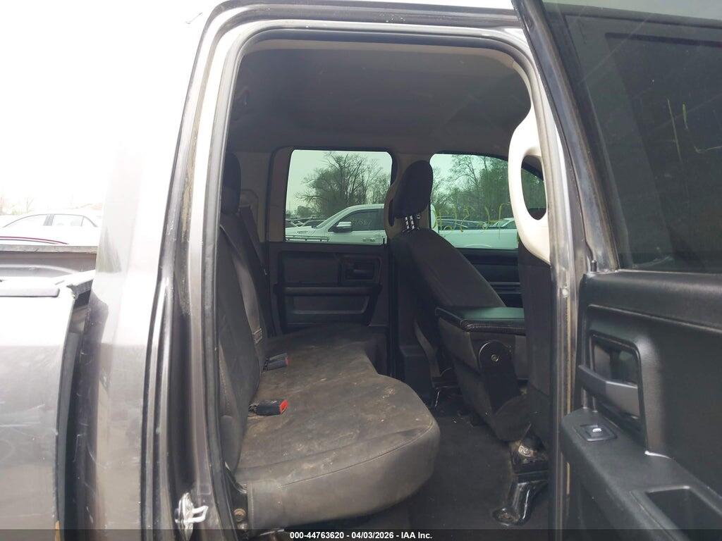 1C6RR7FTXKS553549 2019 RAM 1500 CLASSIC photo no. 8