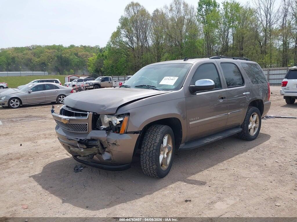 1GNSKCE08BR384239 2011 CHEVROLET TAHOE photo no. 2