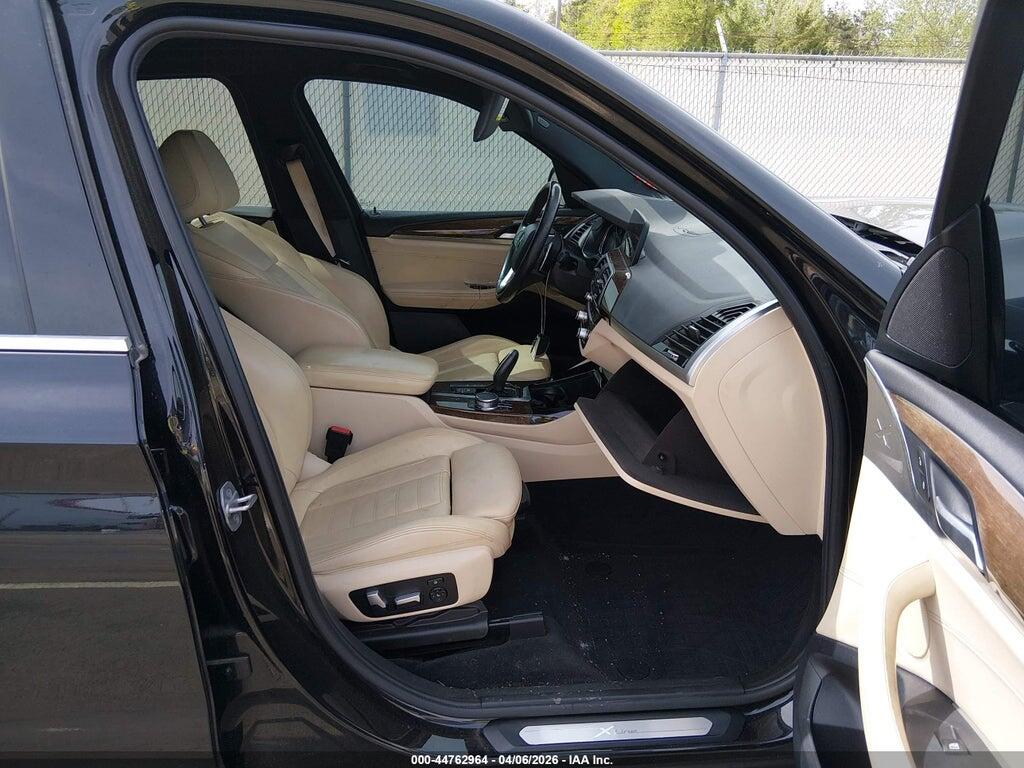 5UXTR9C55JLC68915 2018 BMW X3 photo no. 5