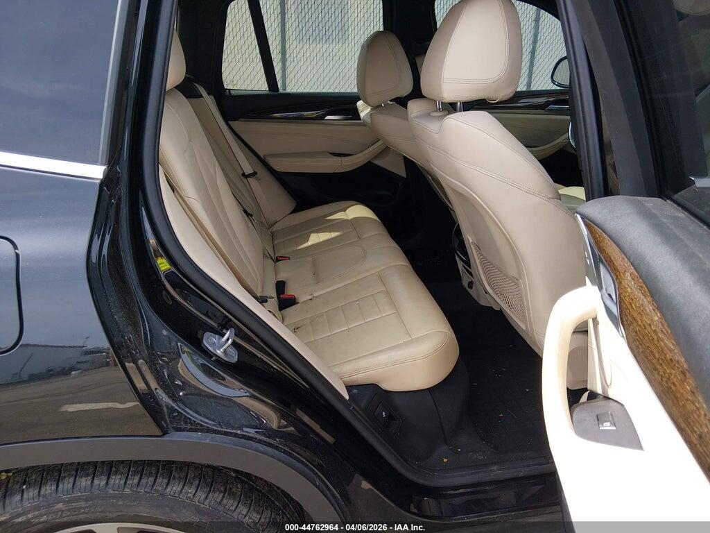 5UXTR9C55JLC68915 2018 BMW X3 photo no. 8