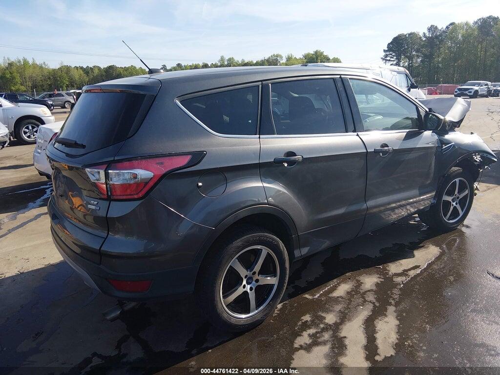 1FMCU9GD0HUD02810 2017 FORD ESCAPE photo no. 4