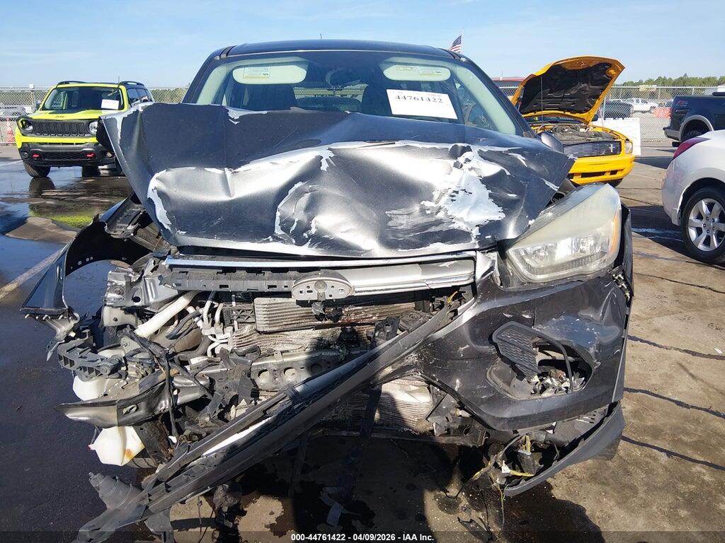 1FMCU9GD0HUD02810 2017 FORD ESCAPE photo no. 6