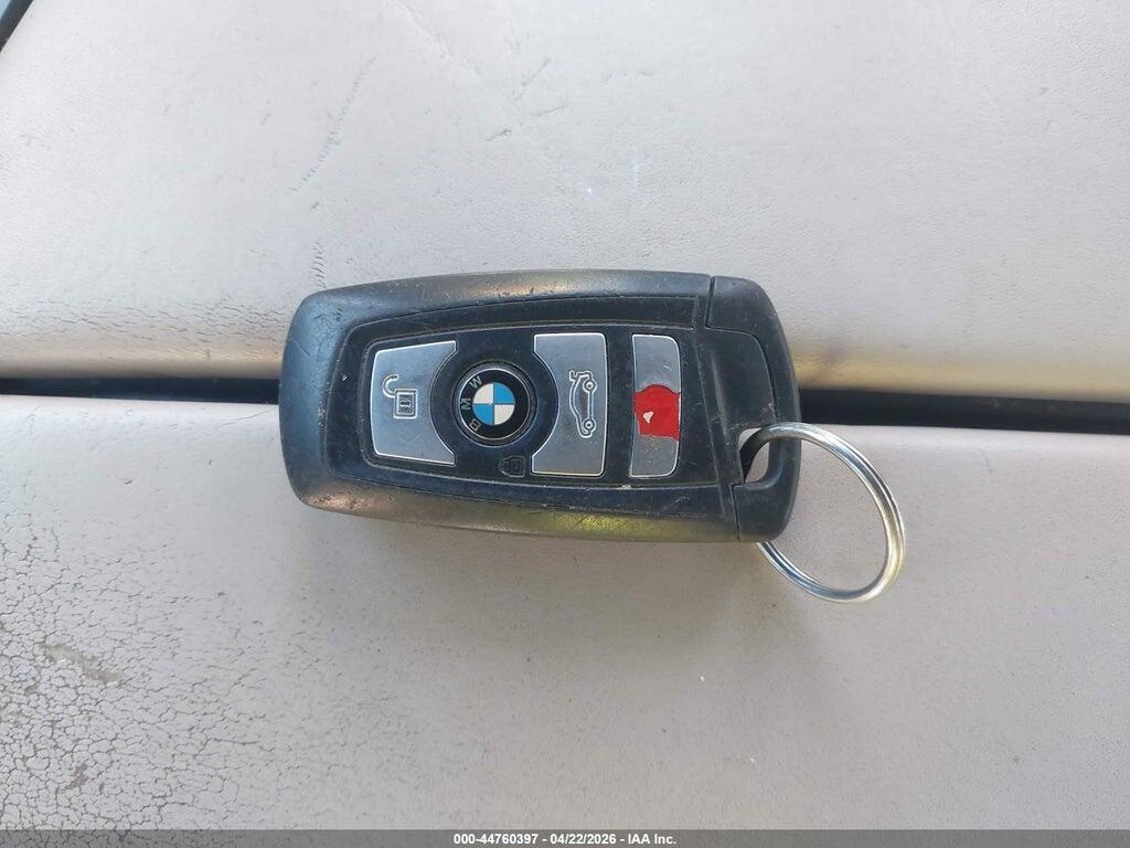 WBA5B1C56EDZ37218 2014 BMW 535I photo no. 11