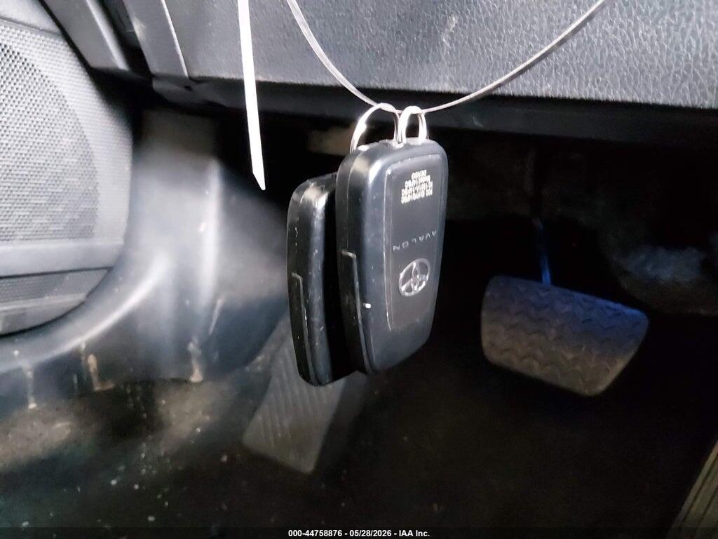 4T1JZ1FB6NU083910 2022 TOYOTA AVALON photo no. 11