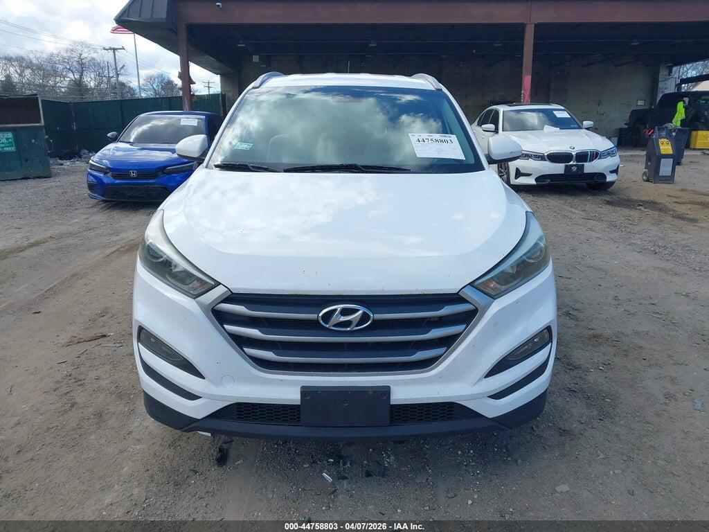 KM8J3CA47HU347954 2017 HYUNDAI TUCSON photo no. 12