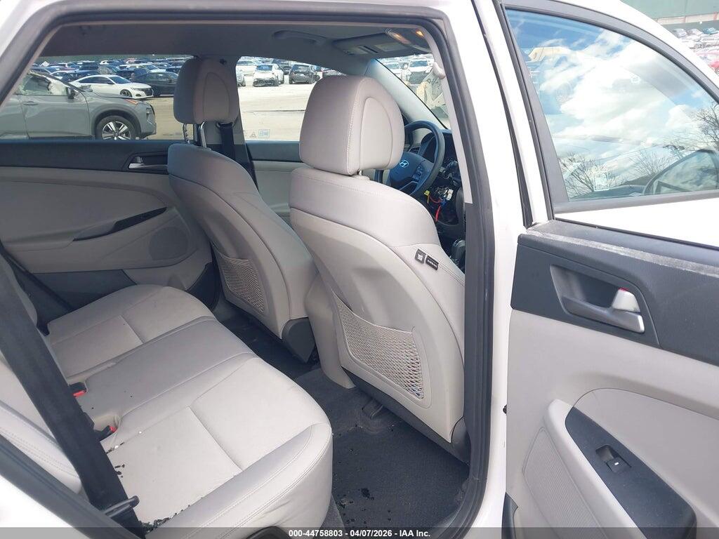 KM8J3CA47HU347954 2017 HYUNDAI TUCSON photo no. 8