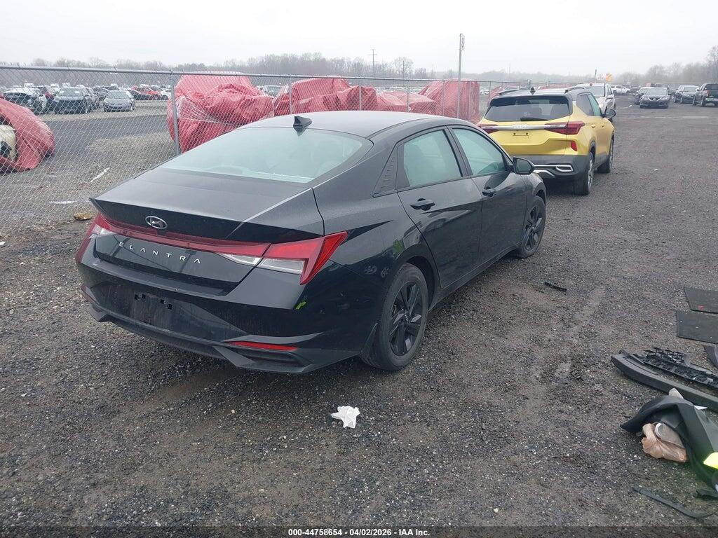 KMHLM4AG0PU571118 2023 HYUNDAI ELANTRA photo no. 4