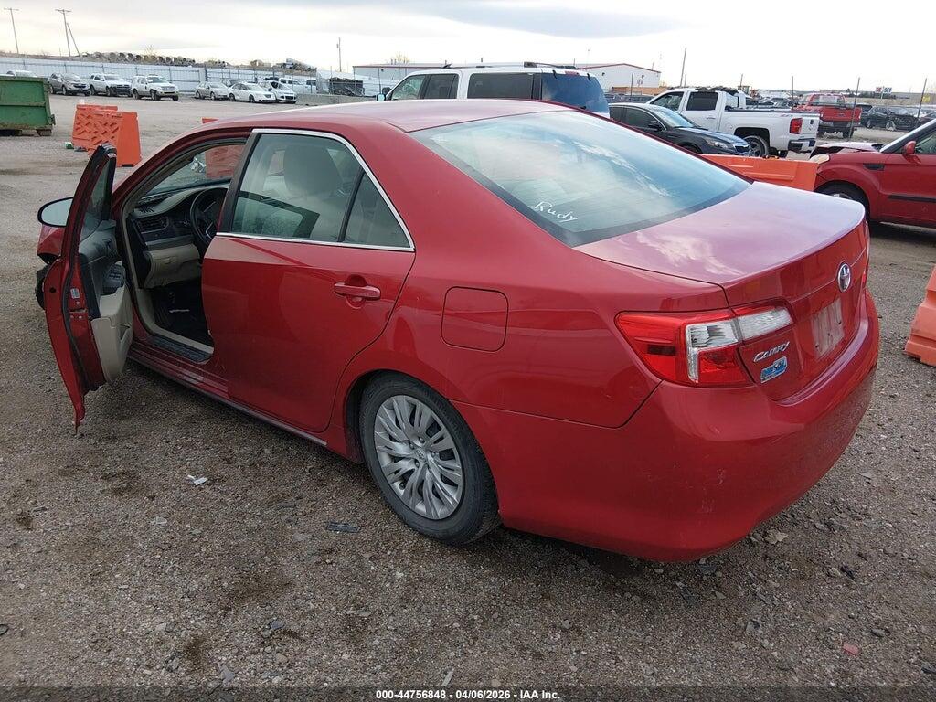 4T1BF1FK2EU842615 2014 TOYOTA CAMRY photo no. 3