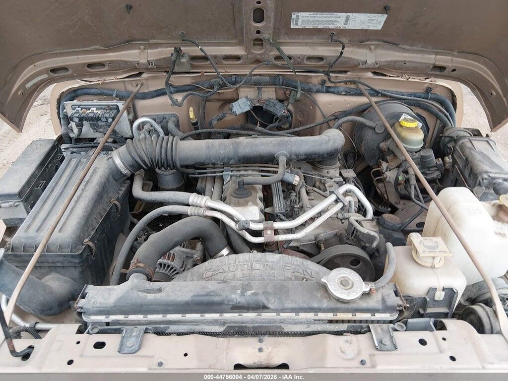 1J4FA59S8YP747917 2000 JEEP WRANGLER photo no. 10