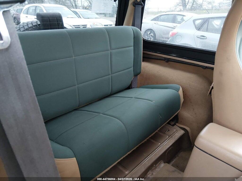 1J4FA59S8YP747917 2000 JEEP WRANGLER photo no. 8