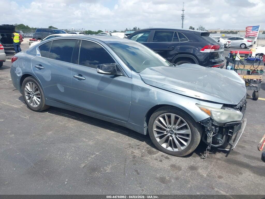 JN1EV7AP0JM366565 2018 INFINITI Q50 photo no. 1