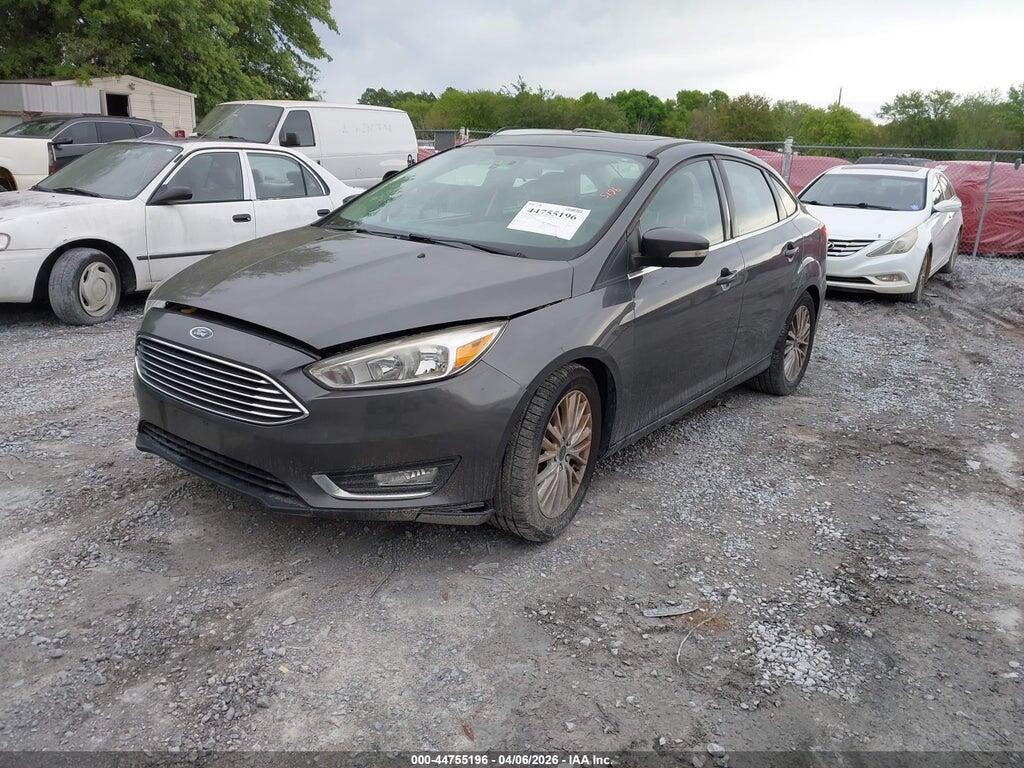 1FADP3J27HL325016 2017 FORD FOCUS photo no. 2