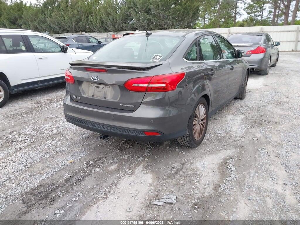 1FADP3J27HL325016 2017 FORD FOCUS photo no. 4
