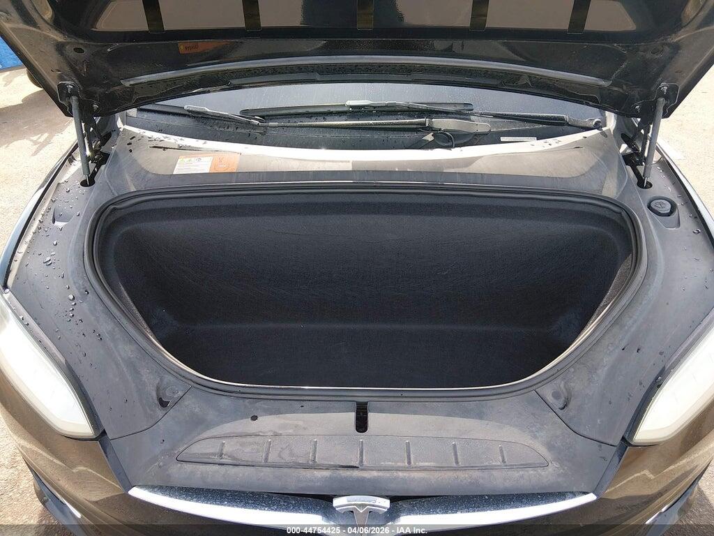 5YJXCAE46JF135624 2018 TESLA MODEL X photo no. 10