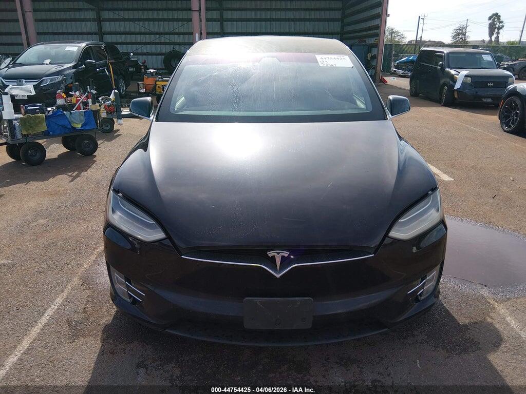 5YJXCAE46JF135624 2018 TESLA MODEL X photo no. 12