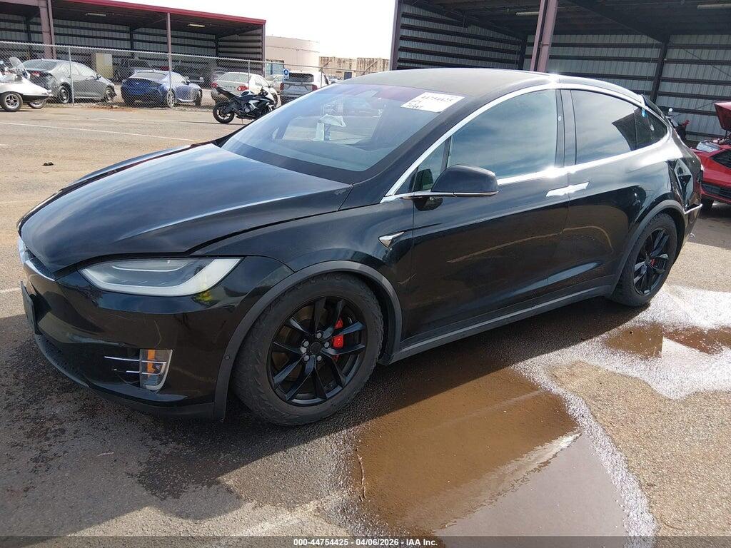 5YJXCAE46JF135624 2018 TESLA MODEL X photo no. 2