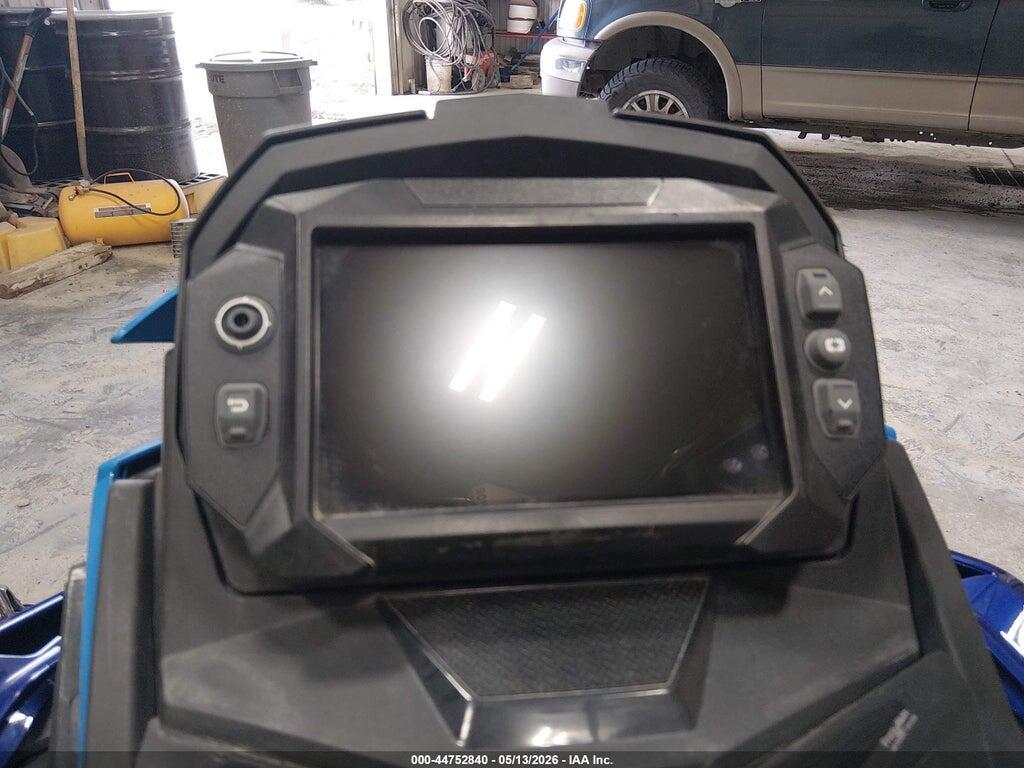 SN1TFM8M4PC259235 2023 POLARIS PRO-RMK 850 photo no. 7