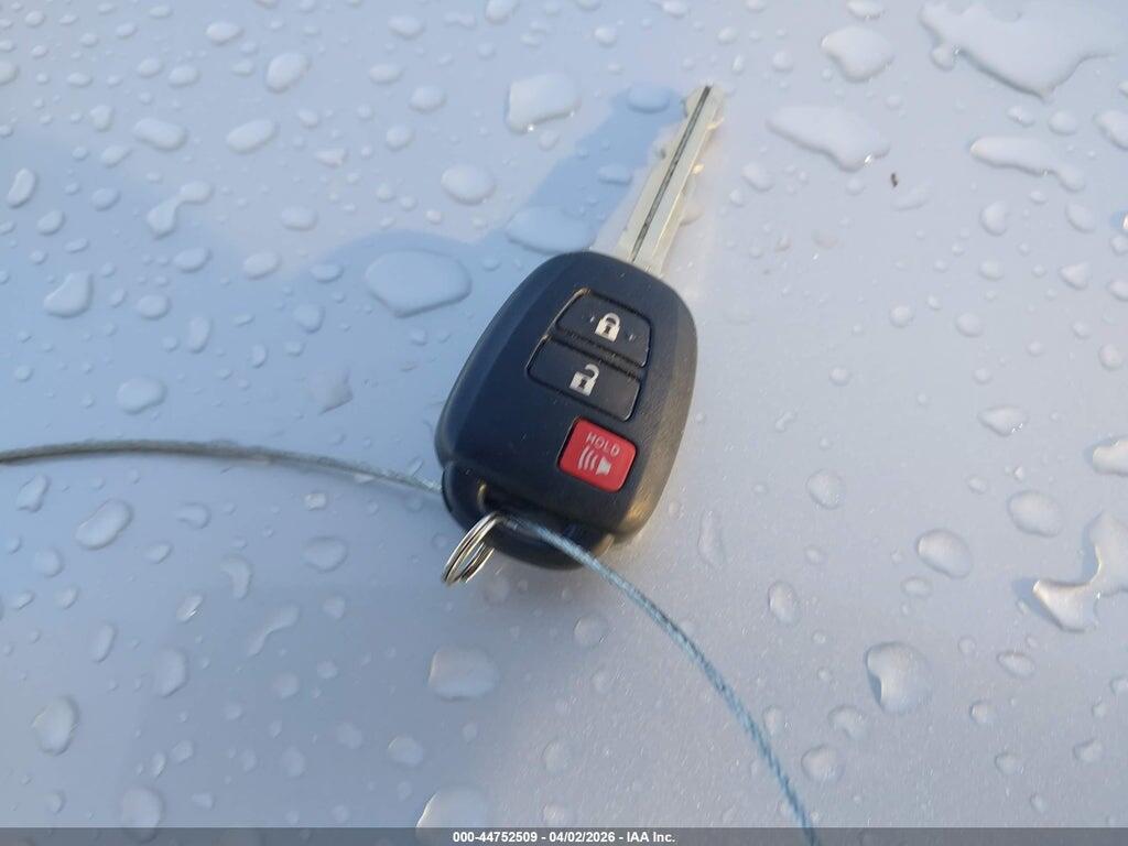 JTMZFREV2FJ054109 2015 TOYOTA RAV4 photo no. 11
