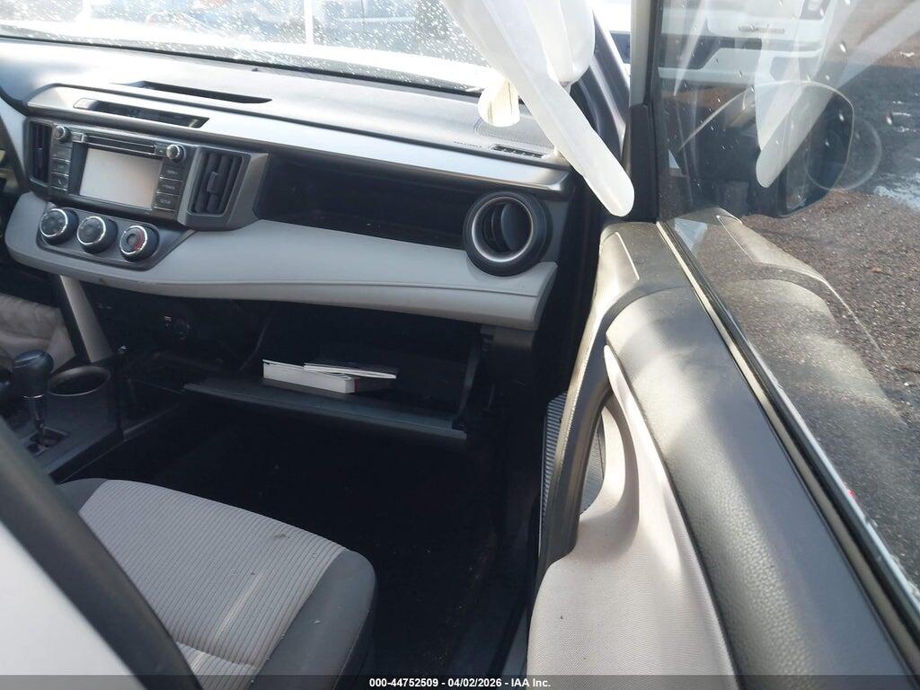 JTMZFREV2FJ054109 2015 TOYOTA RAV4 photo no. 5