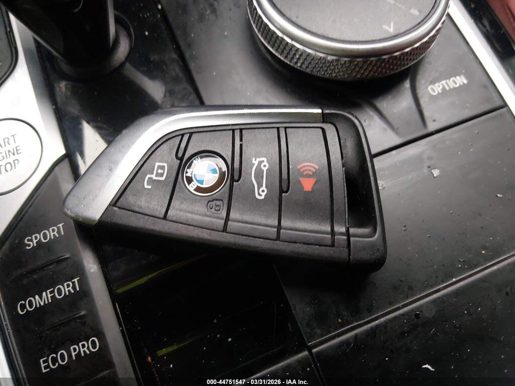5UX53DP06N9J07596 2022 BMW X3 photo no. 11