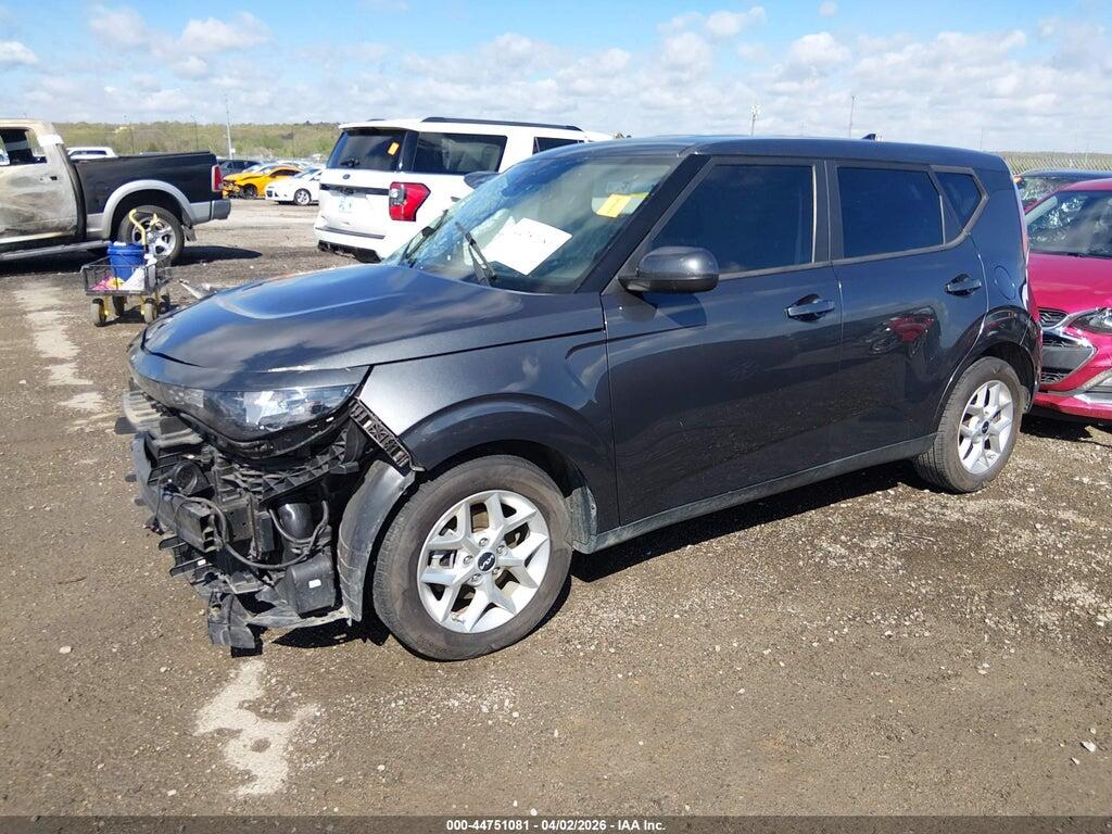 KNDJ23AUXP7881017 2023 KIA SOUL photo no. 2