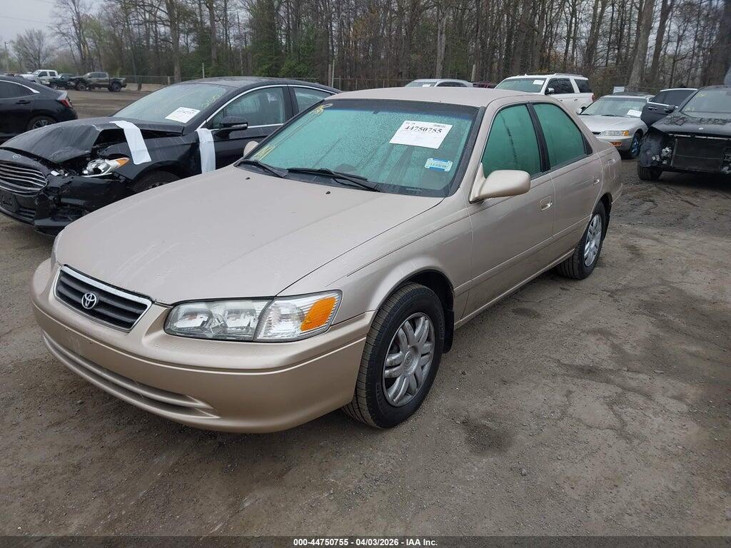 4T1BF22K3YU111885 2000 TOYOTA CAMRY photo no. 2