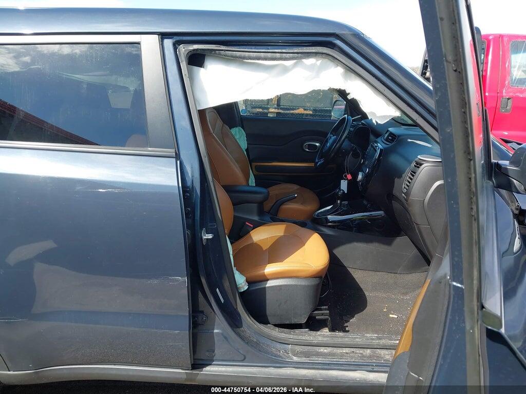 KNDJX3A50F7134678 2015 KIA SOUL photo no. 5