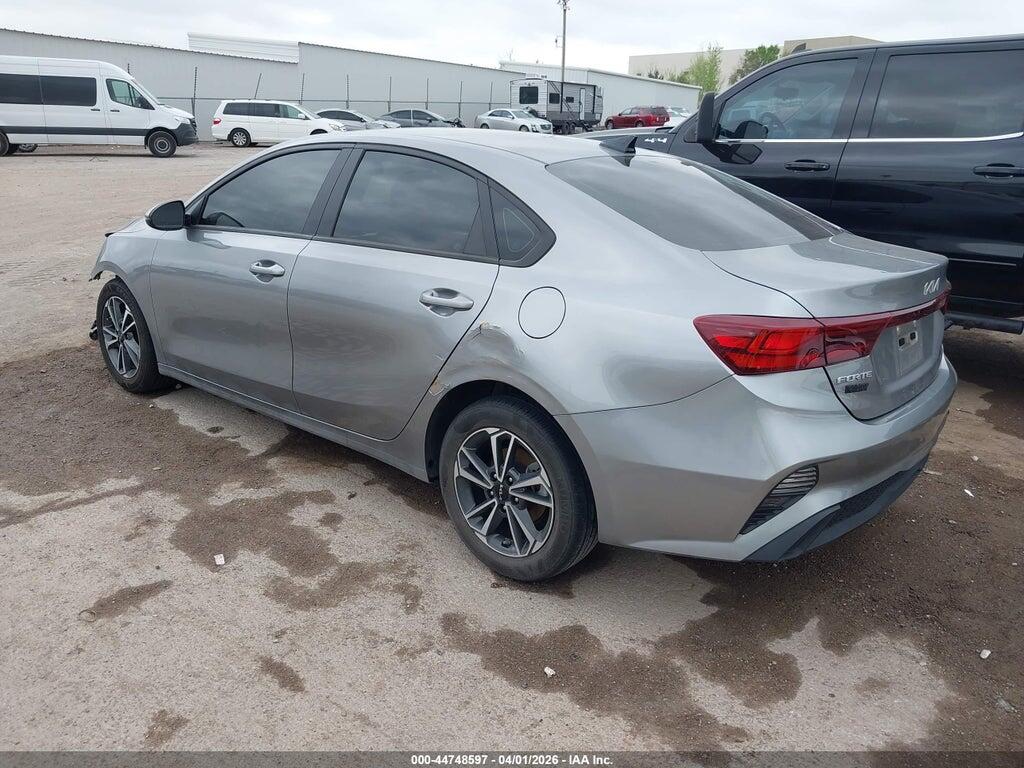 3KPF24AD4PE612247 2023 KIA FORTE photo no. 3