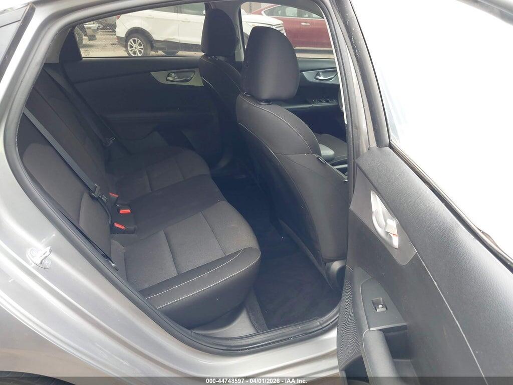 3KPF24AD4PE612247 2023 KIA FORTE photo no. 8
