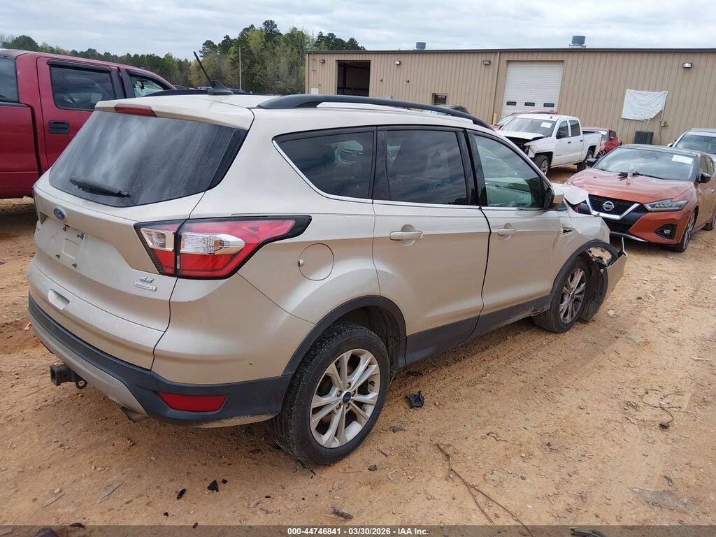 1FMCU0GD2JUC16576 2018 FORD ESCAPE photo no. 4