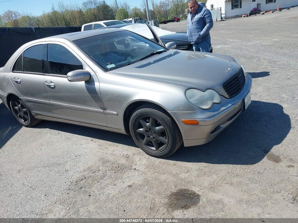 2003 MERCEDES-BENZ C 320 WDBRF64J83F355638