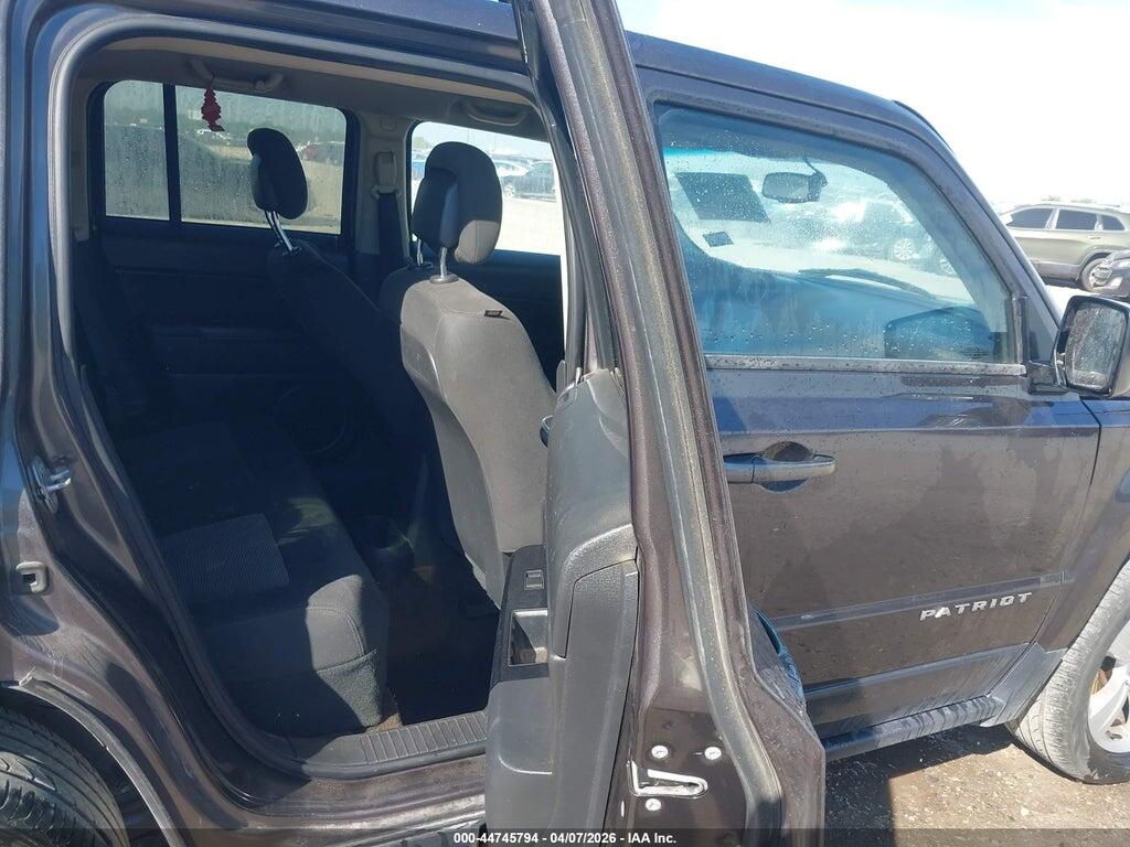 1C4NJPFA0GD633368 2016 JEEP PATRIOT photo no. 8