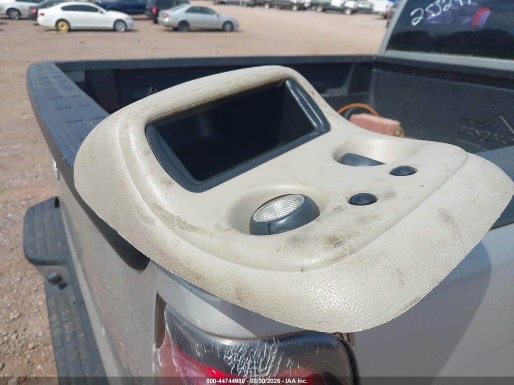 2GCEC13V161255294 2006 CHEVROLET SILVERADO 1500 photo no. 11