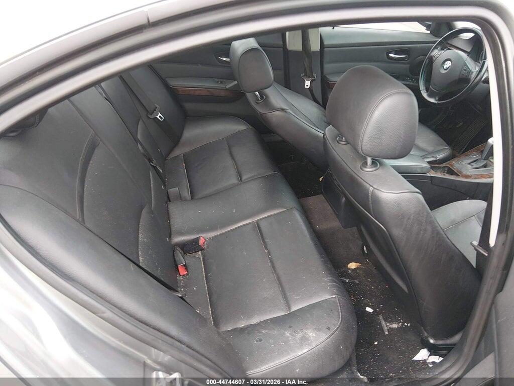 WBAPH7C57BE677492 2011 BMW 328I photo no. 8