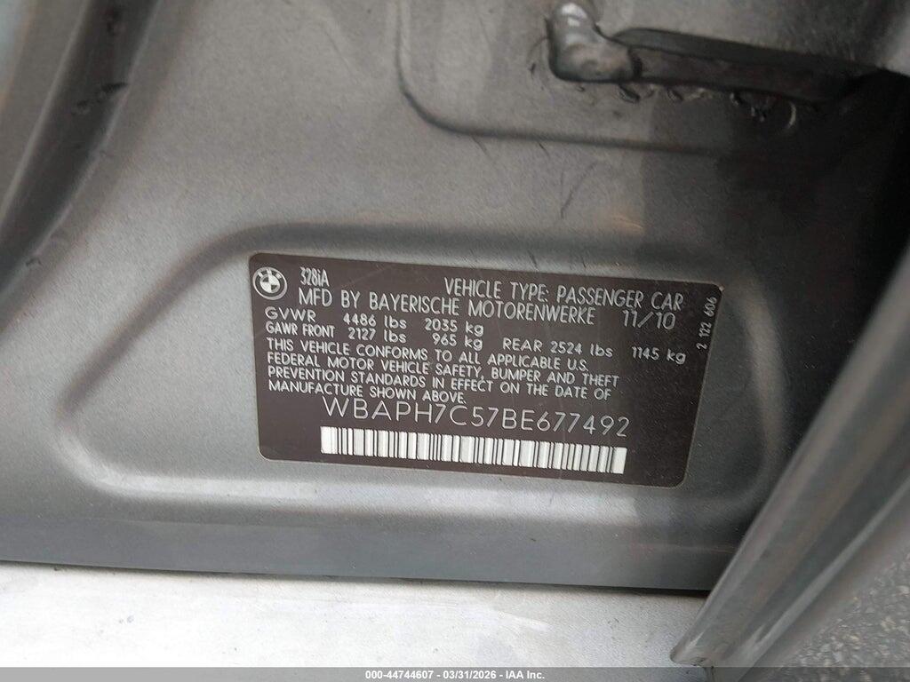 WBAPH7C57BE677492 2011 BMW 328I photo no. 9