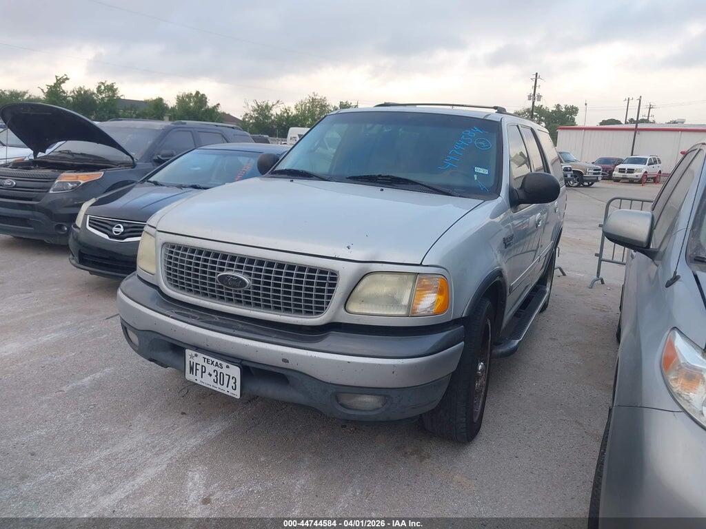 1FMRU1569YLC31189 2000 FORD EXPEDITION photo no. 2