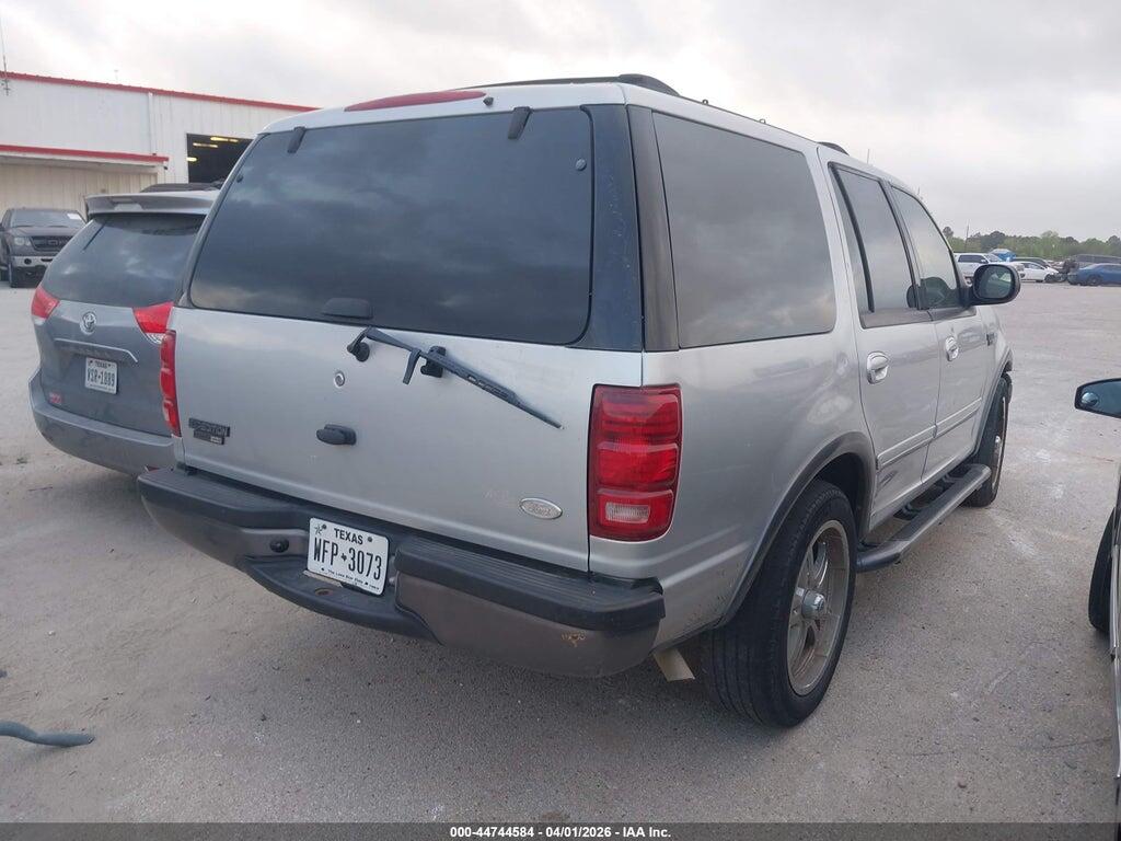 1FMRU1569YLC31189 2000 FORD EXPEDITION photo no. 4
