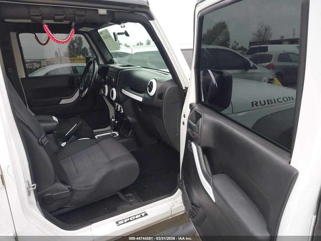 1C4BJWFG5CL150248 2012 JEEP WRANGLER UNLIMITED photo no. 5