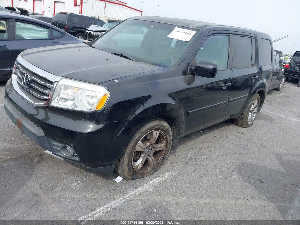 5FNYF3H41FB030077 2015 HONDA PILOT photo no. 2