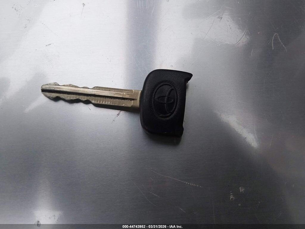 JTEGH20V130090435 2003 TOYOTA RAV4 photo no. 11